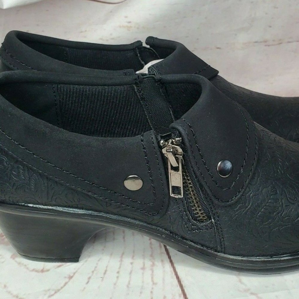 Women's Easy Street Darcy Black Shoes